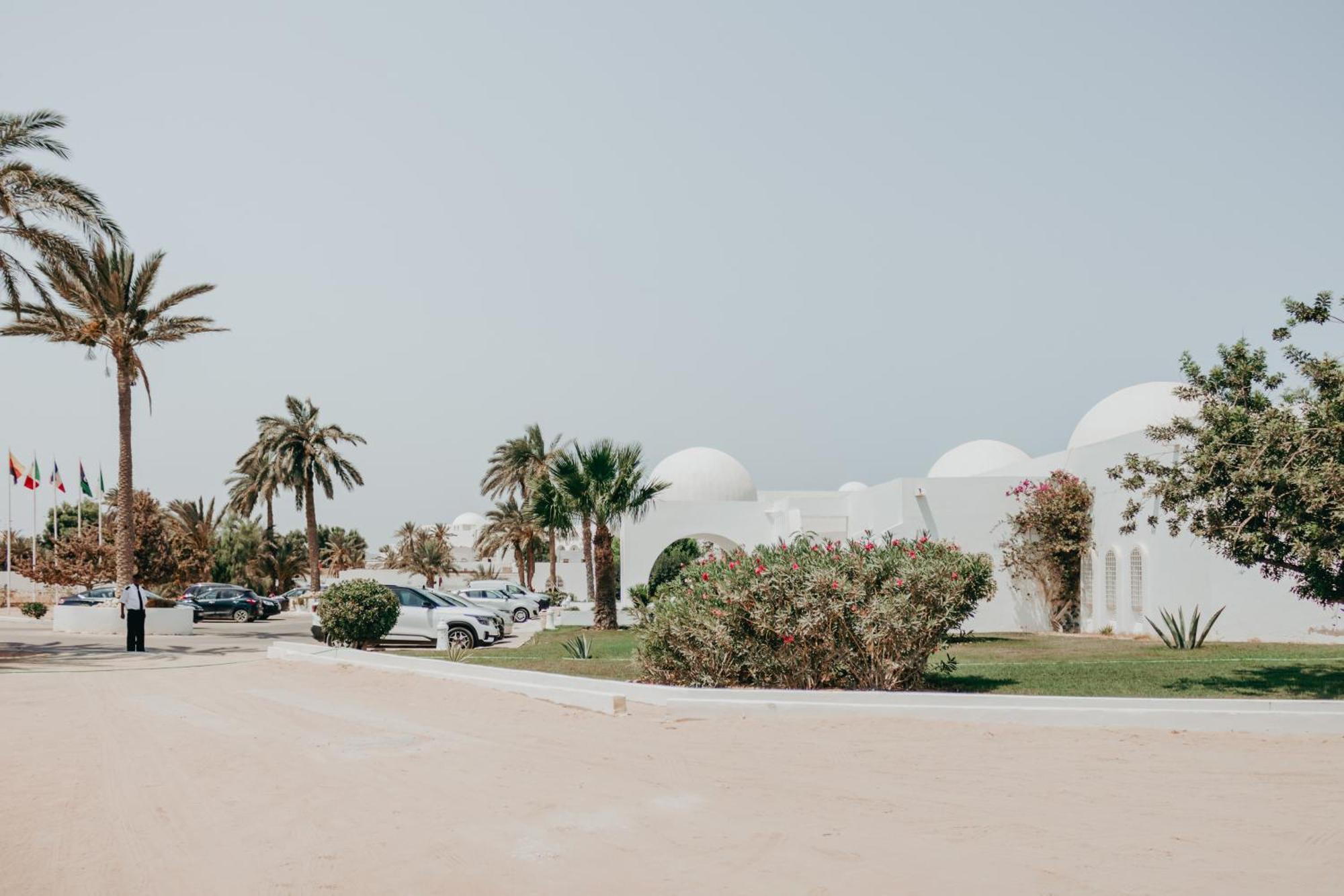 Taguermess Hotel Bougainvillier Djerba מראה חיצוני תמונה